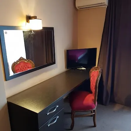 Готель Family Vaso 2*