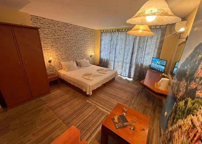 Family Vaso 2* 瓦爾納